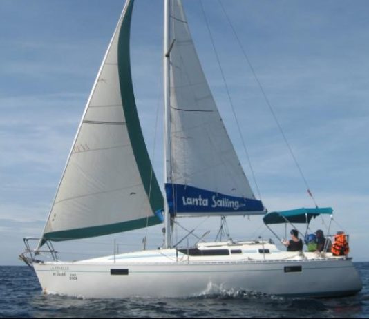Sailing in Lanta